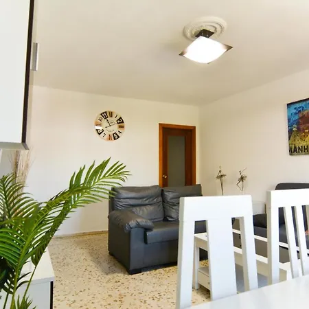 Regina -parking Casco Historico *