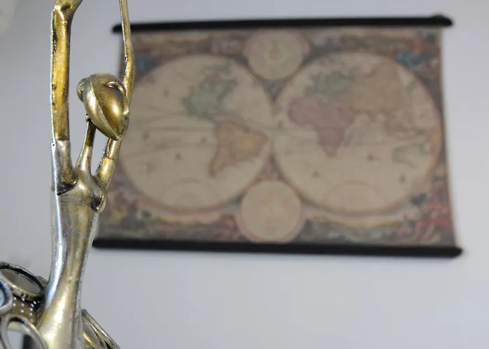 Regina -parking Casco Historico *