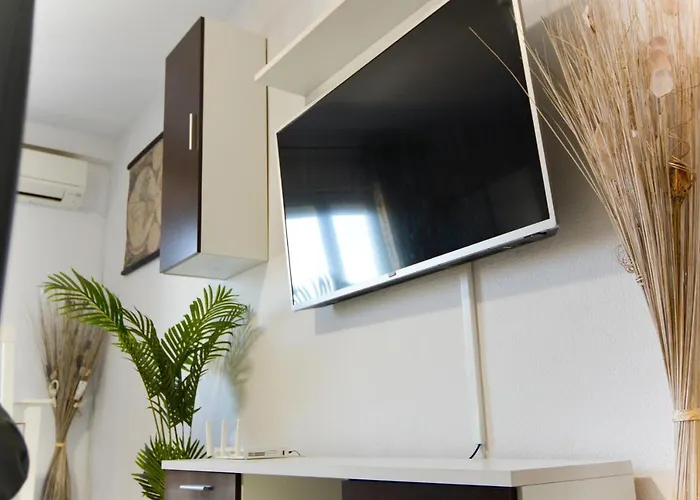 Regina -parking Casco Historico *